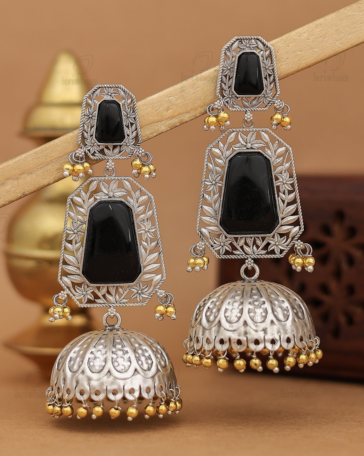 Teertha Premium Jhumki Earrings