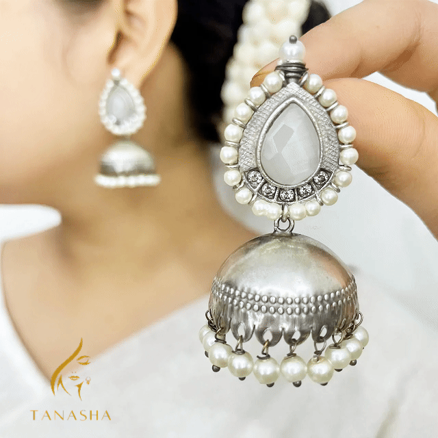 অরুণা ক্লাসিক দুল