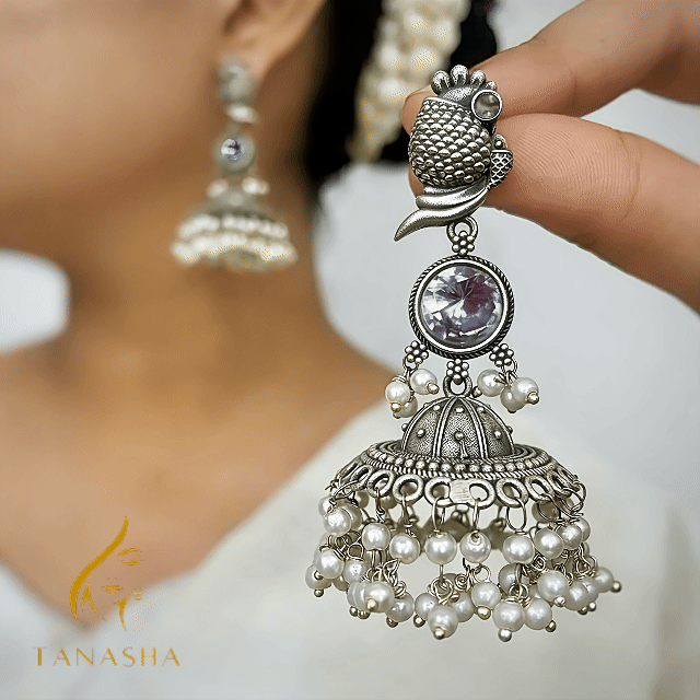 মীনাক্ষী ঝুমকা