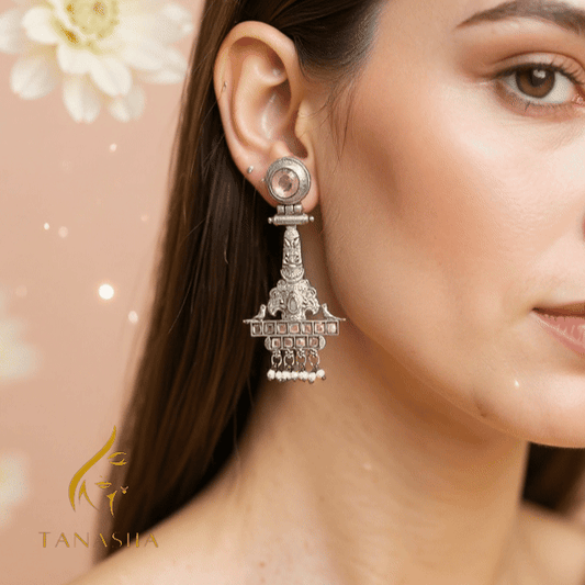 মোহিনী রূপালী ঝুমকা