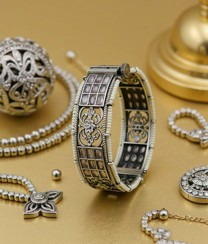 মেহরিন এথনিক সিলভার ব্যাঙ্গেল