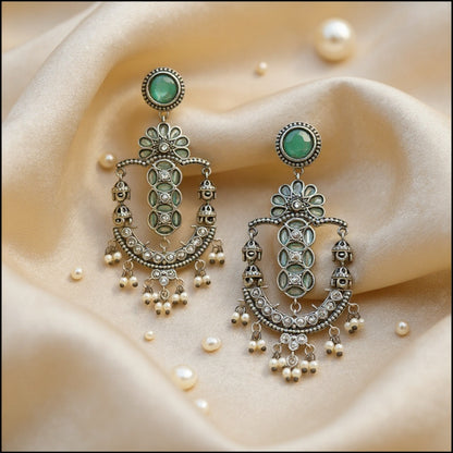 রূপসী চন্দ্রমল্লিকা ঝুমকা