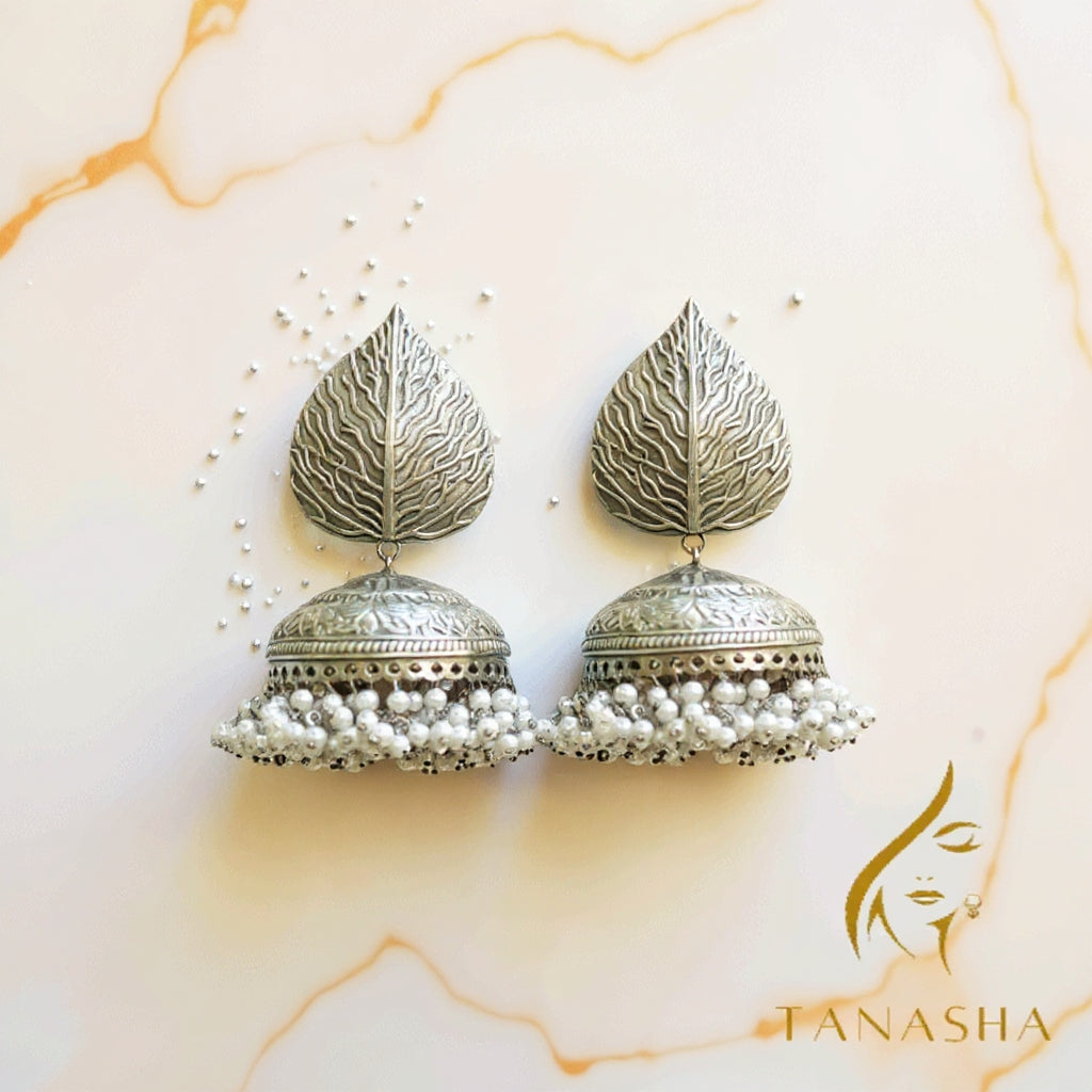 ঐশ্বর্য ঝুমকা