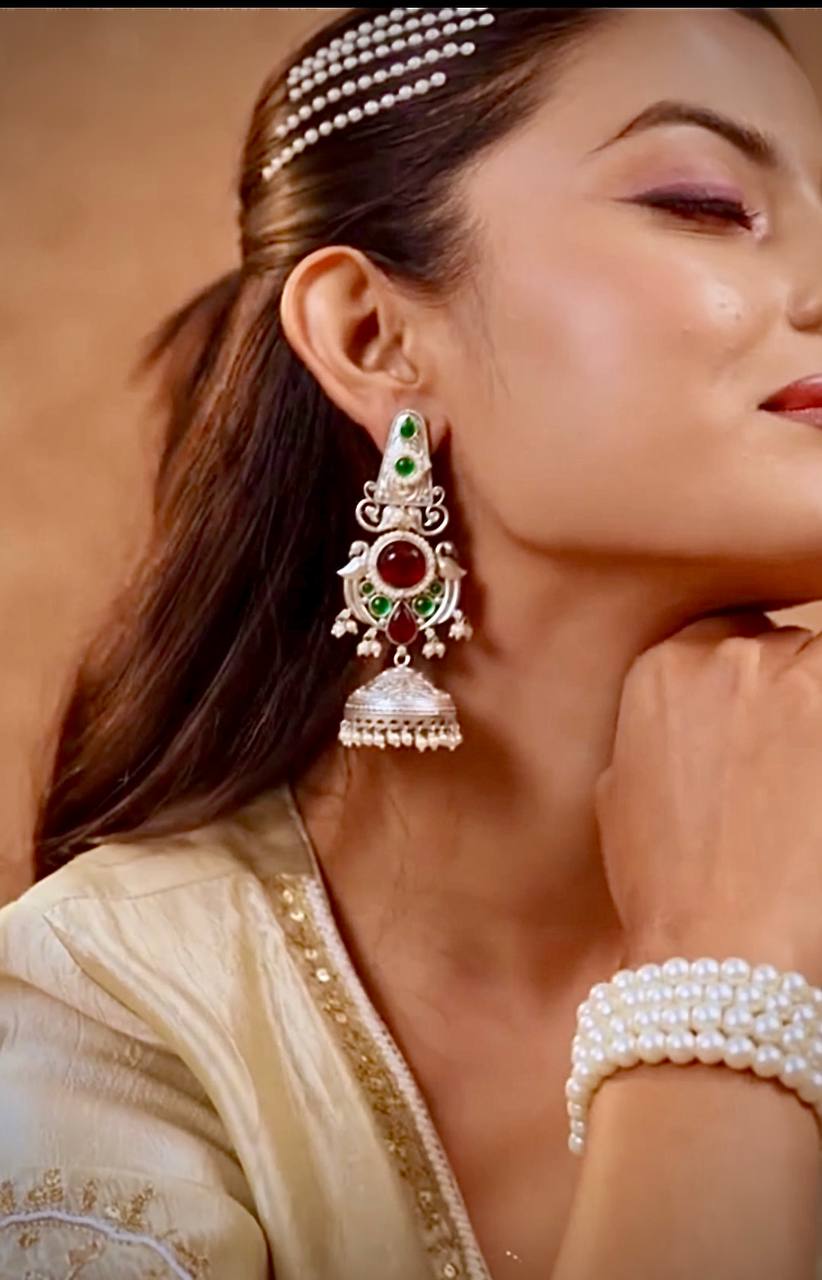 জ্যোৎস্না ঝুমকি কানের দুল