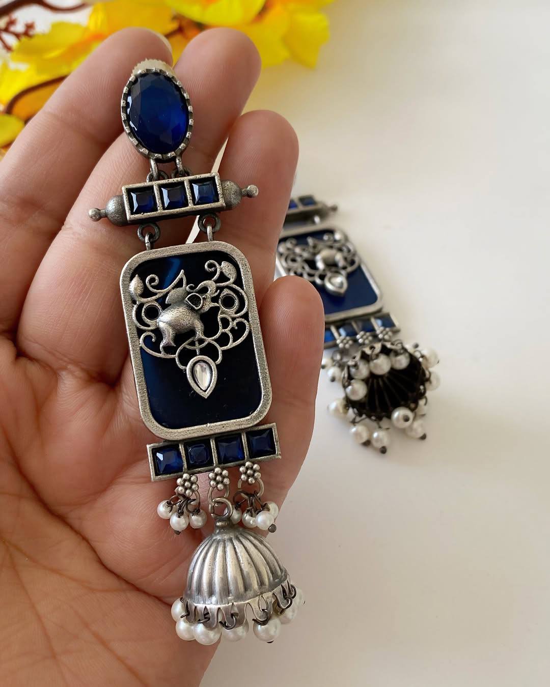 নীলাঞ্জনা রয়্যাল ঝুমকা